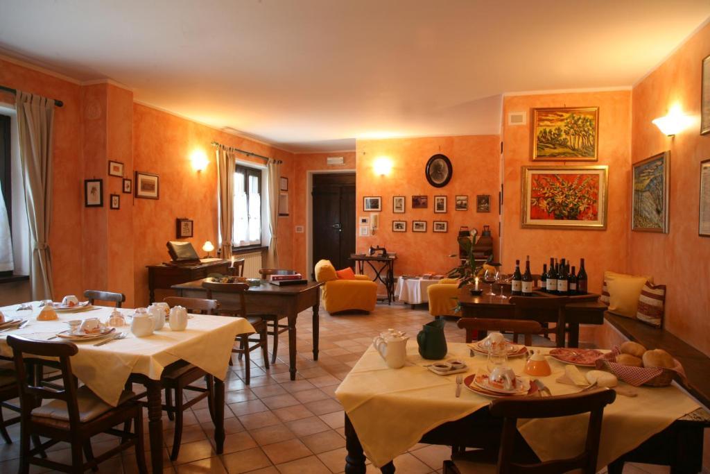 Cascina Ballarin La Morra Exterior photo
